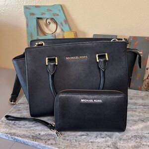 Michael Kors Selma Leather Satchel Bag with Wallet- Black.